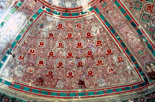 Peinture murale de la voûte du temple circulaire n°684 de Pagan au Myanmar (Birmanie), daté du 13ème siècle, en 1993 (EFEO_PICP05825).