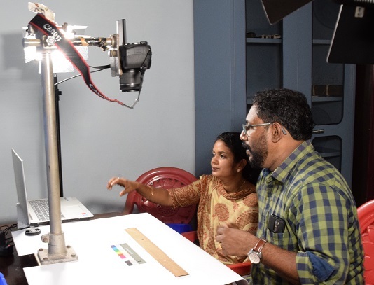 Sanskrit and Malayalam manuscripts from the Thrissur monastic complex (EAP1039)