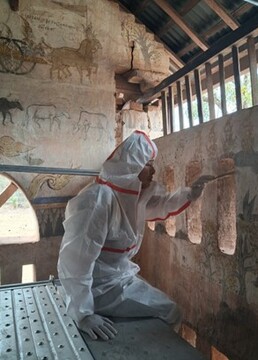 Protection des peintures du Vat Taleo Kao – Février 2026 (© Projet CHAMPA).