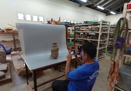 Chanphenh Phommavandy – Photos des objets pour référencement (© Projet CHAMPA)