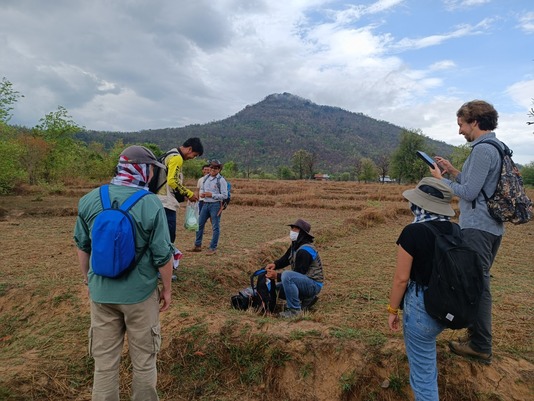 Prospection en mars 2022, Phou Thom Kai, province de Champasak (par David Bazin)